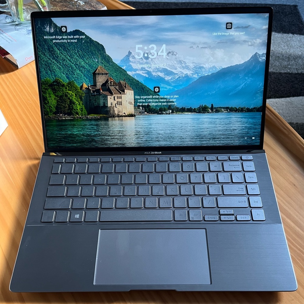 ASUS ZENBOOK 14” LAPTOP